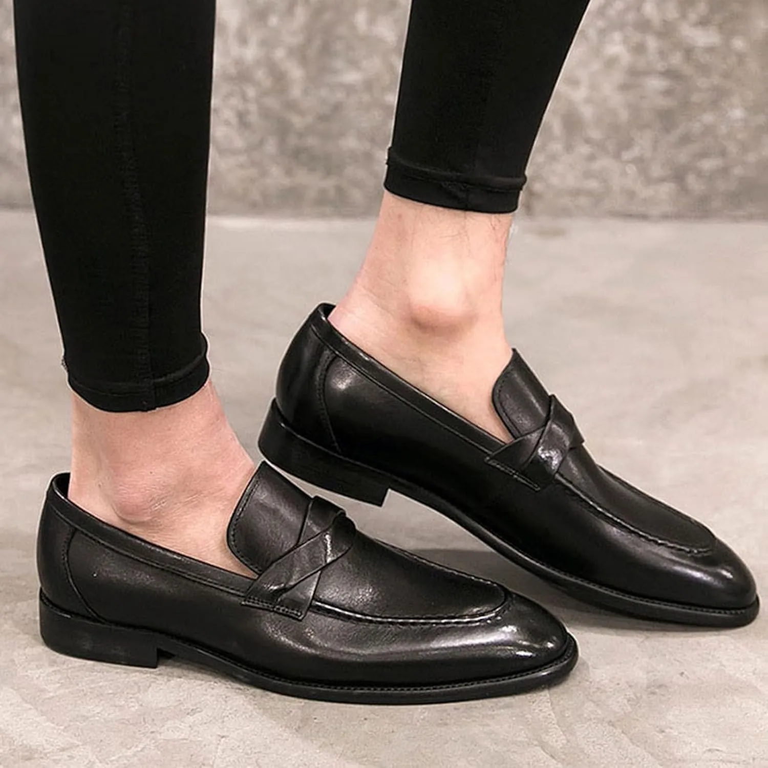 Men's Loafers Casual Dress Shoes Slip on Shoes for Men Comfortable Business Work Shoes